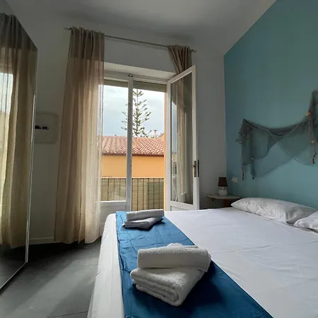 Daire La Terrasse - L'orso, Terazzo Vista Mare La Maddalena (Sassari)